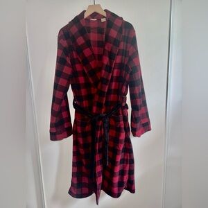 L.L. Bean Plaid Flannel Robe Women Size Small Red Black Polyester